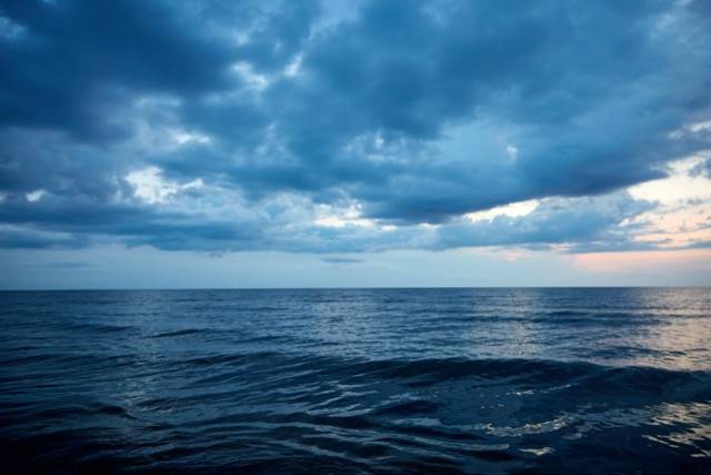 Swedish Coast Guard Boards Bulk Carrier Suspected of Dumping Waste in Baltic Sea