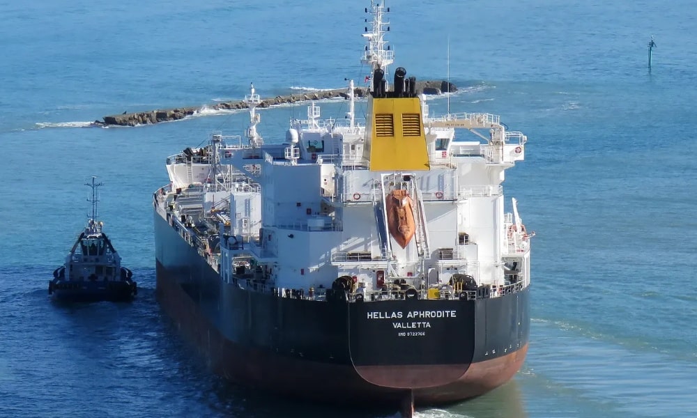 Somali Pirates Board Malta-Flagged Tanker Deep in Indian Ocean