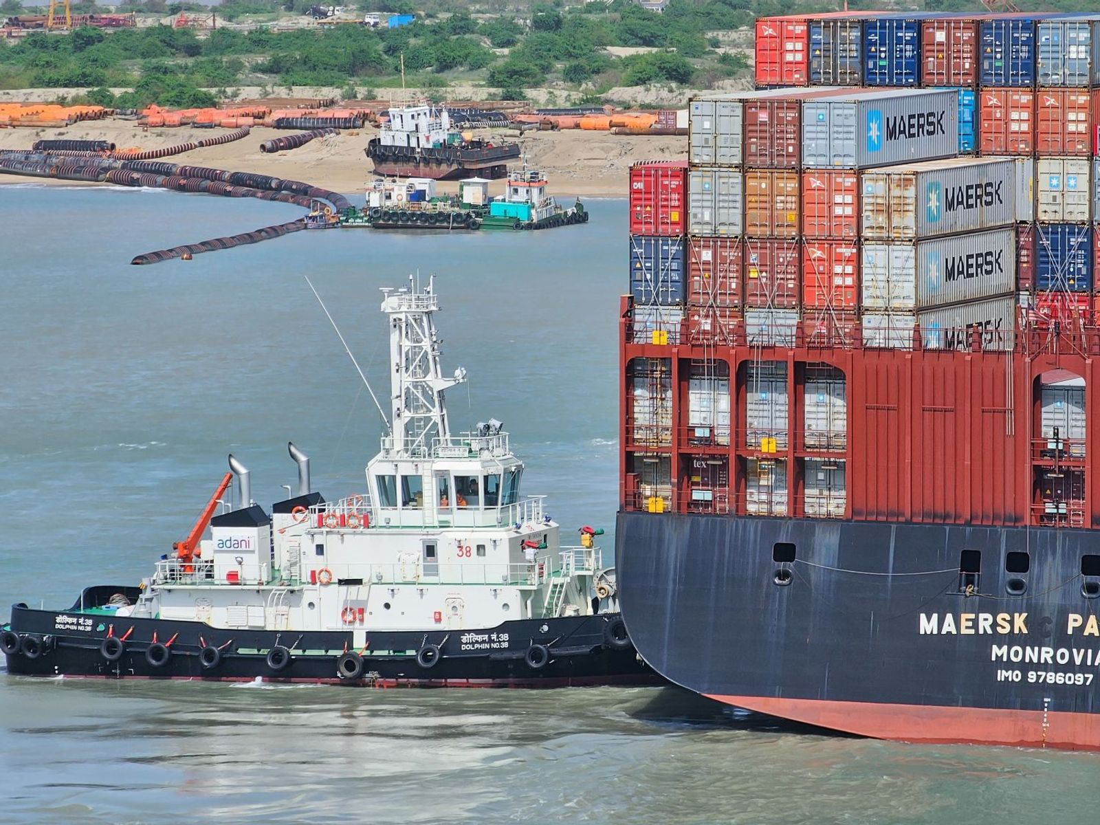 Transpacific Spot Rates Split as Discounts Emerge