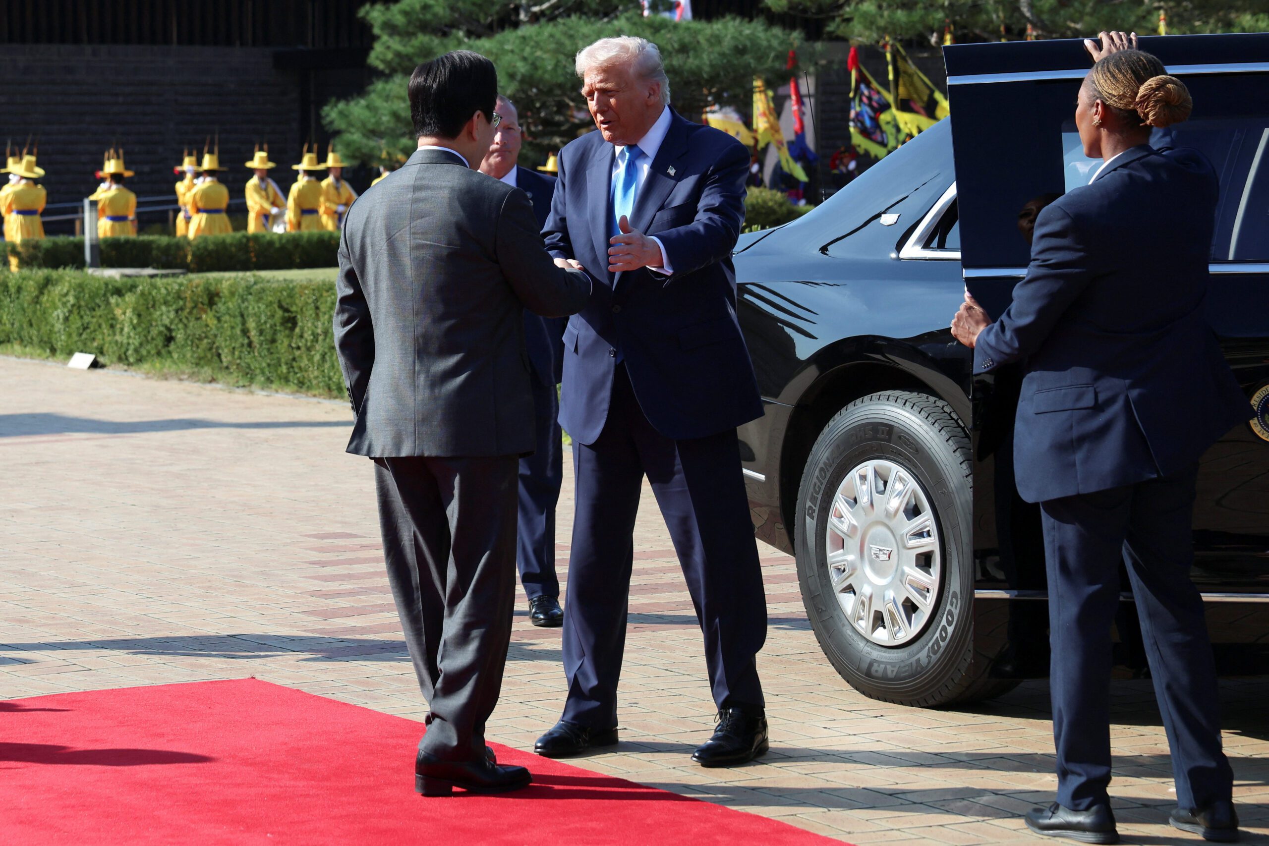 US, South Korea Unveil Details on Shipbuilding Investment and Subs in Trade Deal