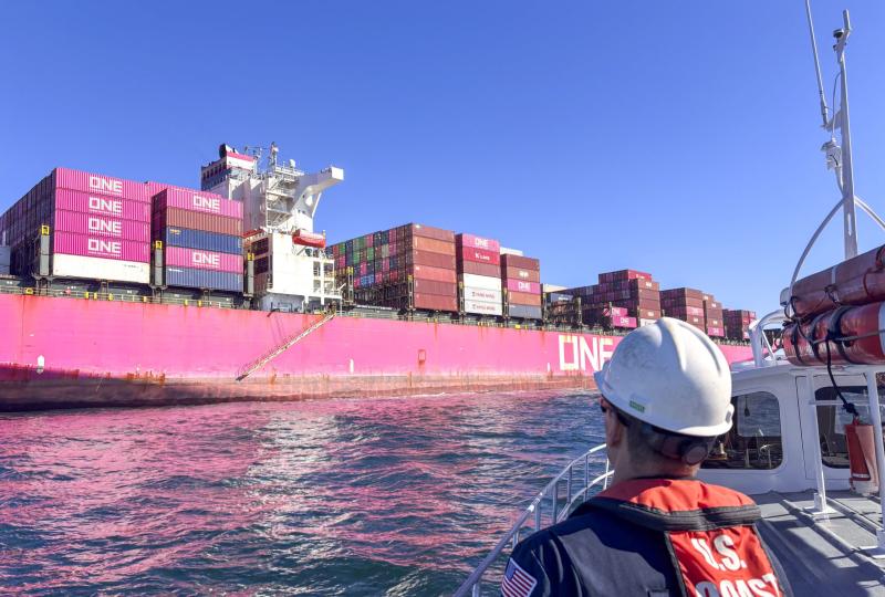 Water Discharge Operations Halt Cargo Recovery at Fire-Stricken ONE Henry Hudson