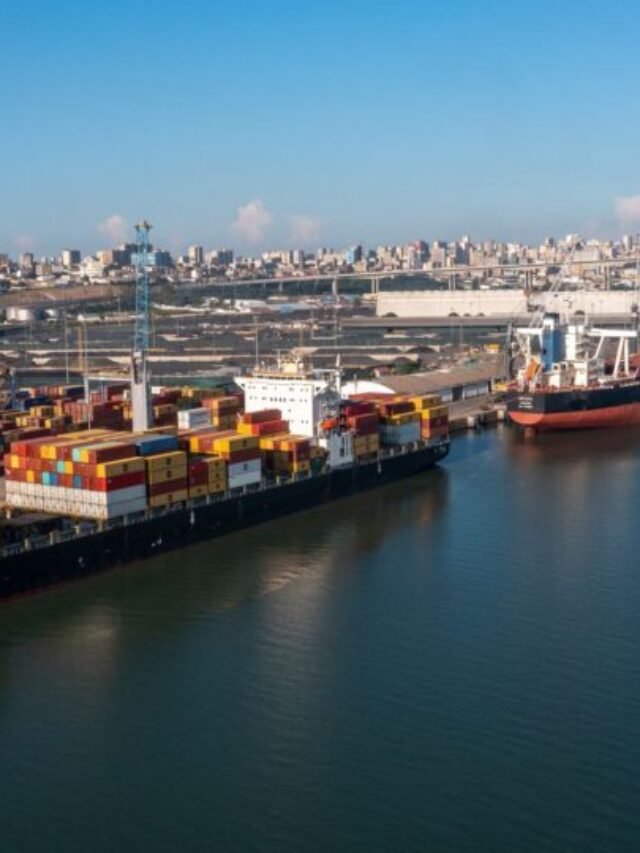 ‘Scrapped’ Tanker Rises From the Dead: Inside Venezuela’s Expanding Zombie Fleet