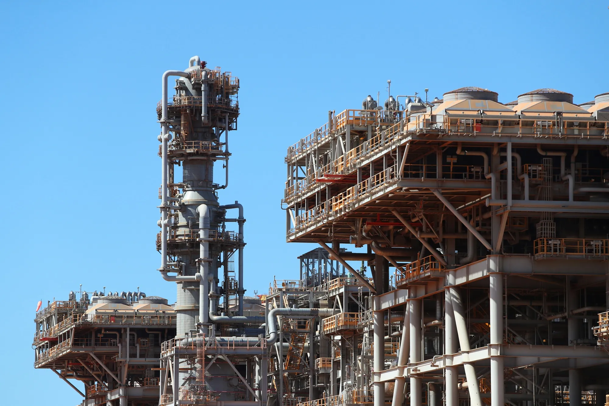 Global LNG Supply Cut Further After Cyclone Hits Australian Plants