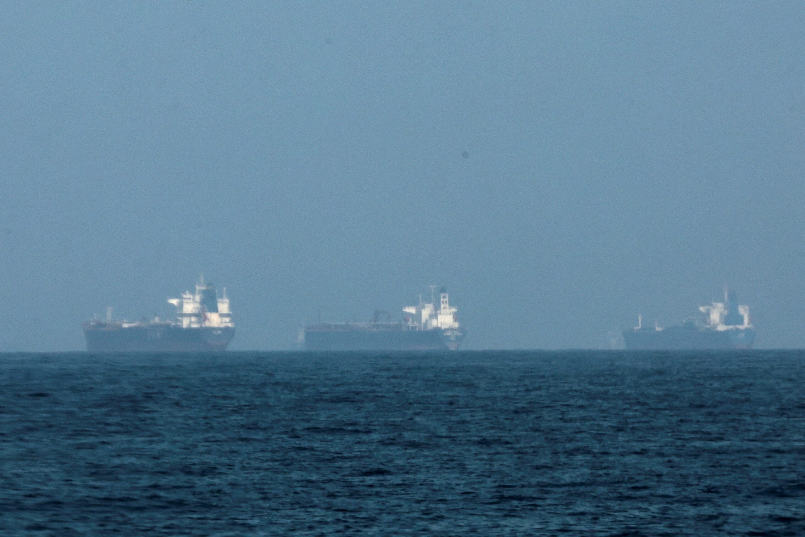 UN’s Maritime Agency Prepares Hormuz Evacuation Plan for Hundreds of Ships