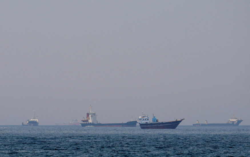 Shipping Traffic Through Hormuz Still Largely Halted