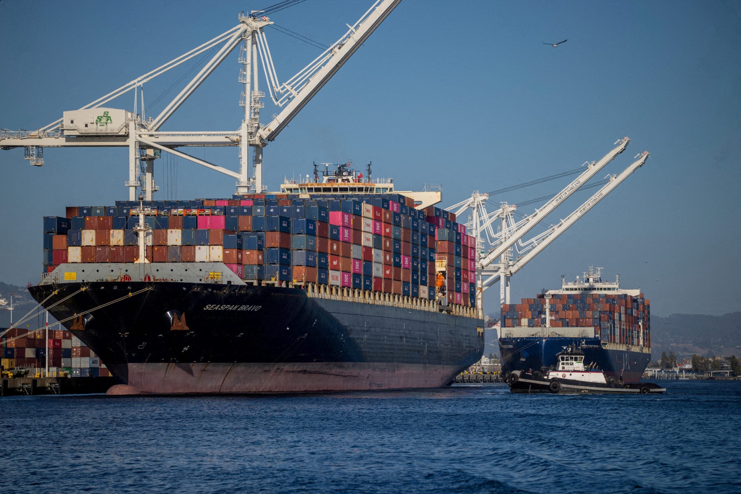 Container Spot Rates Snap Back as Carriers Push Emergency Surcharges Amid Hormuz Tensions