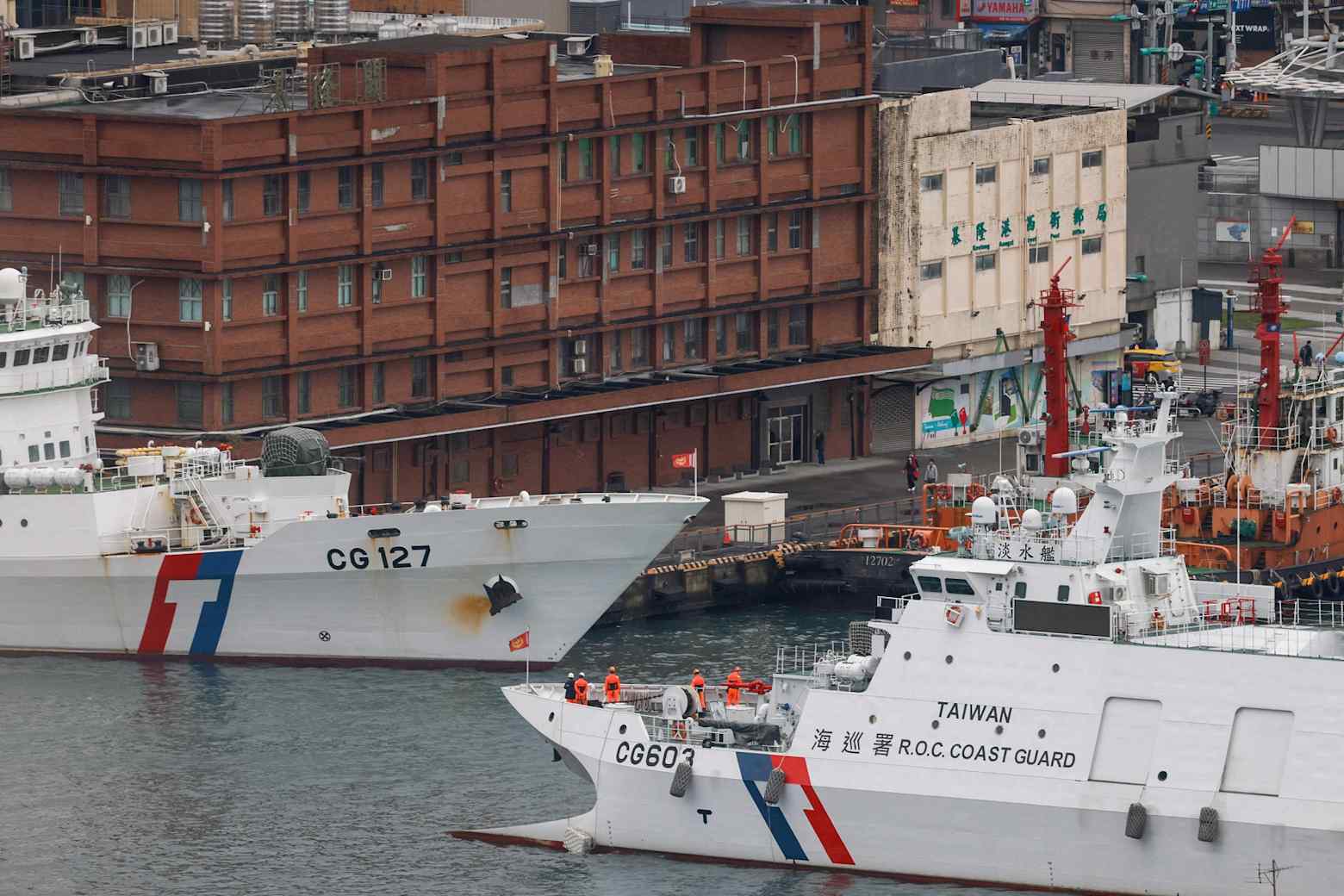 Taiwan Coast Guard ‘Expels’ Chinese Ships From Restricted Waters photo