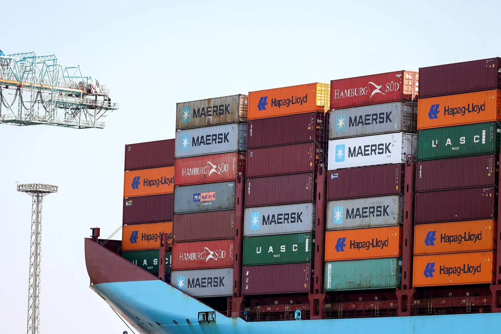Maersk Expands Red Sea Return With MECL Service Through Suez Canal photo