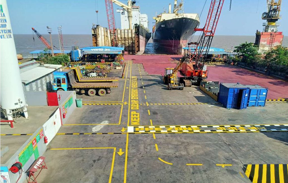 EU Proposal to Add Two Indian Ship Recycling Yards Sparks Environmental Backlash