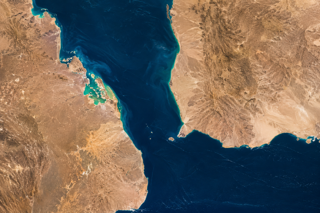 Six Saudi Tankers Turn Away From Gulf of Aden, Ship-tracking Data Shows