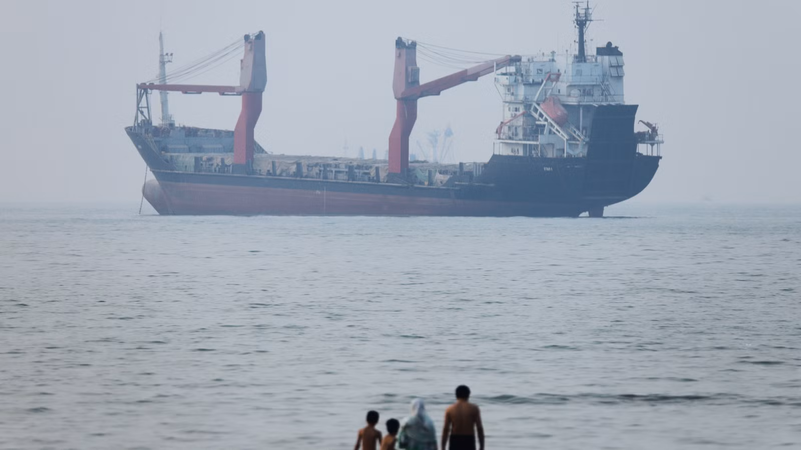 Iran Says Deal With Oman on Hormuz Agreed in Principle