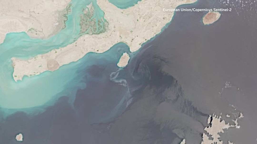 Two Slicks Appear in Gulf as Huge Oil Spill Off Oman Threatens Disaster