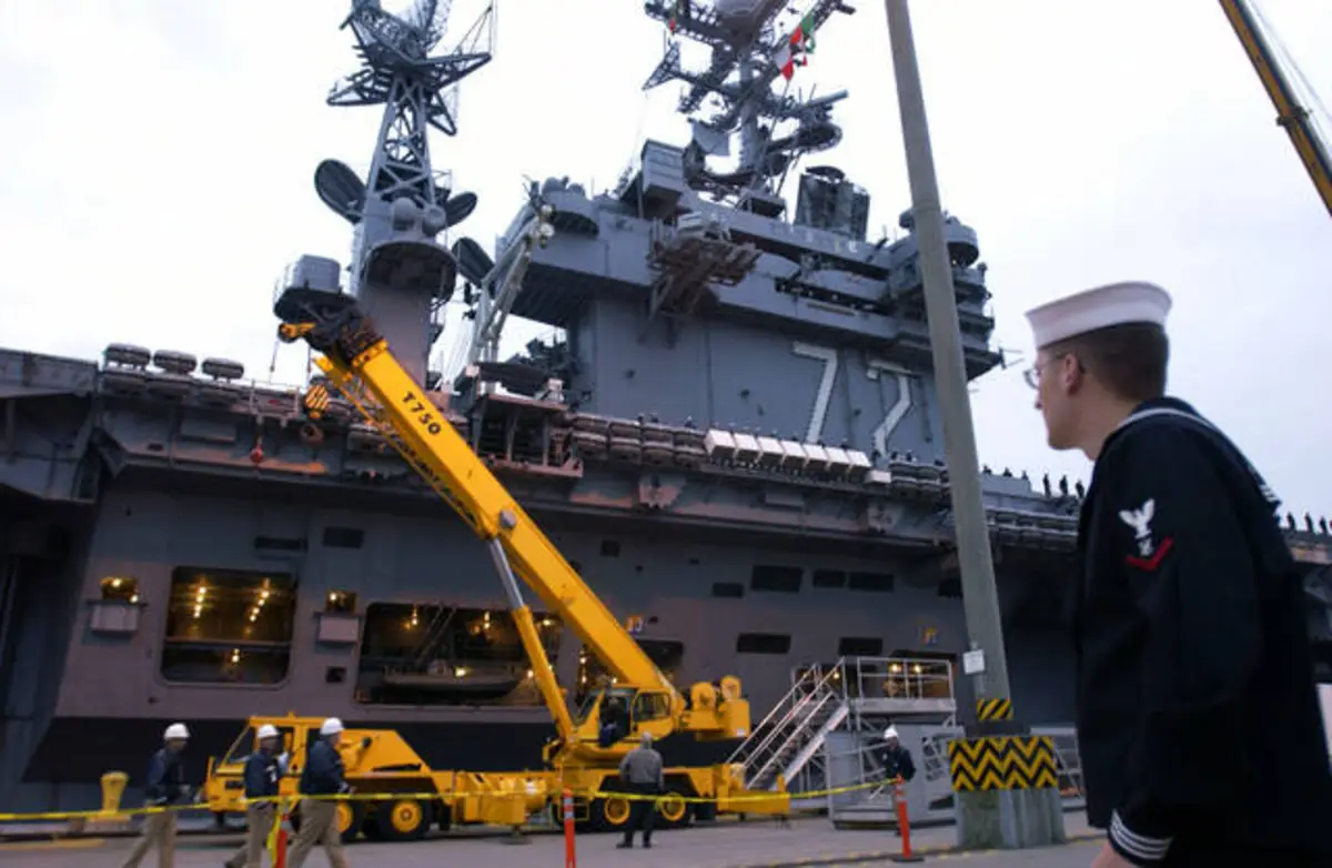 US Commander Says Mental Health A Priority Aboard USS Lincoln