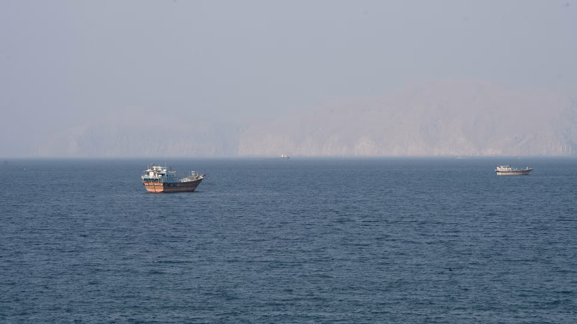 Saudi Arabia Resumes Oil Loadings, Sales From Inside Strait of Hormuz